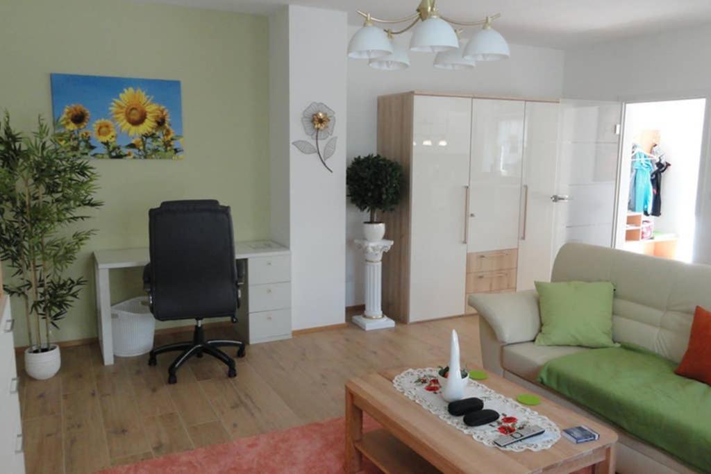 Top 2 Zi-Wohnung, 350 M Zum See FDH Eksteriør billede
